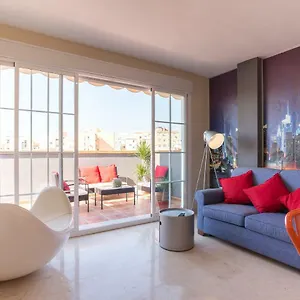 https://renovated-apt-next-to-old-town-with-cozy-terrace.es-andalucia.com