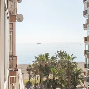 https://ocean-views-apt-on-the-beach.es-andalucia.com
